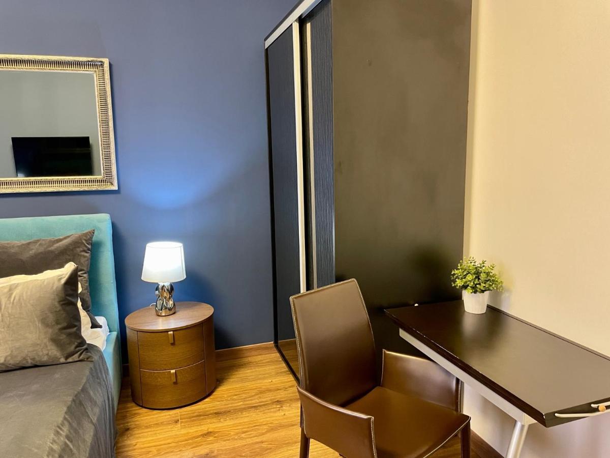 Metropole Apartments Studio City Bukarest Exteriör bild
