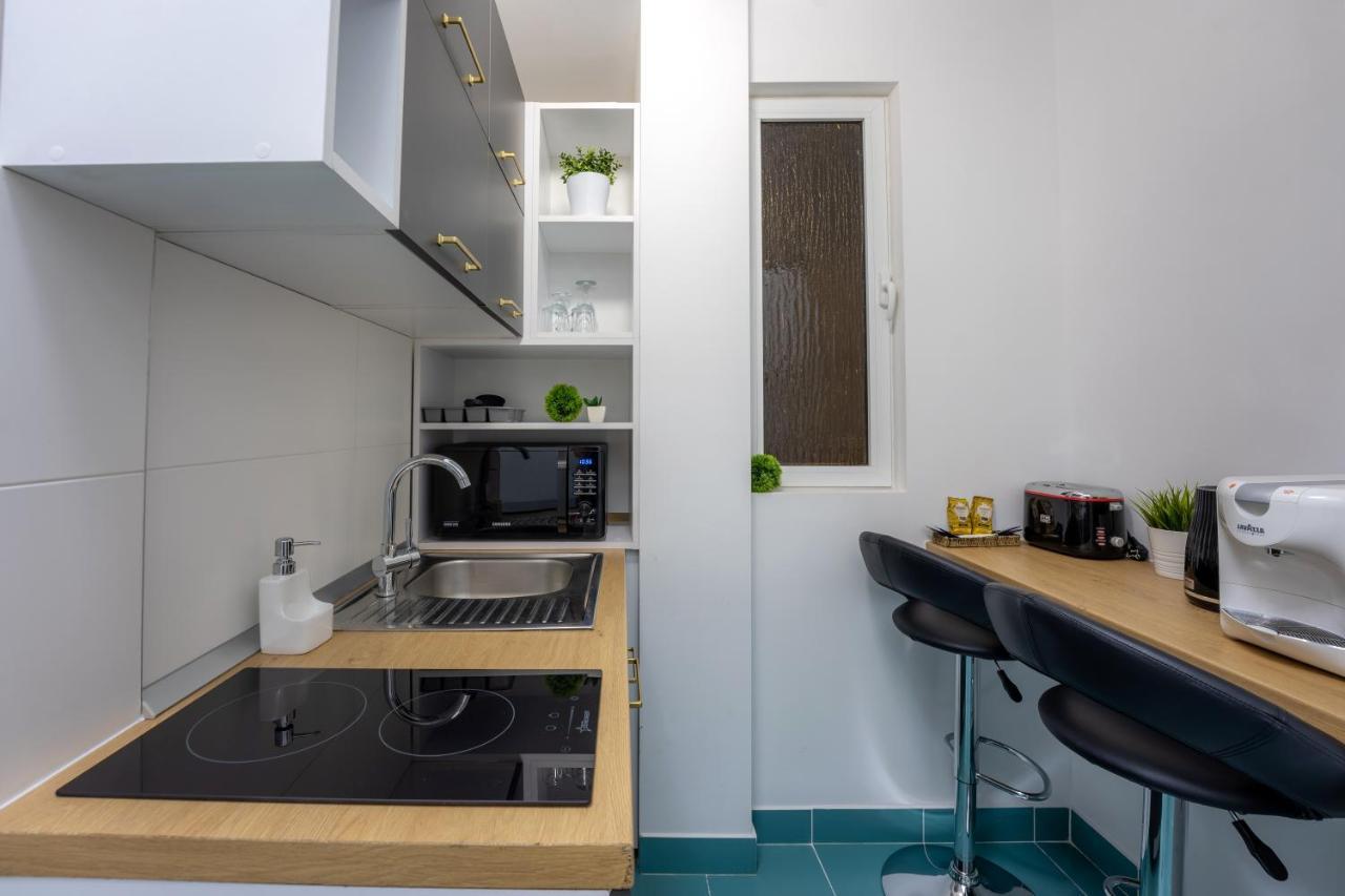Metropole Apartments Studio City Bukarest Exteriör bild