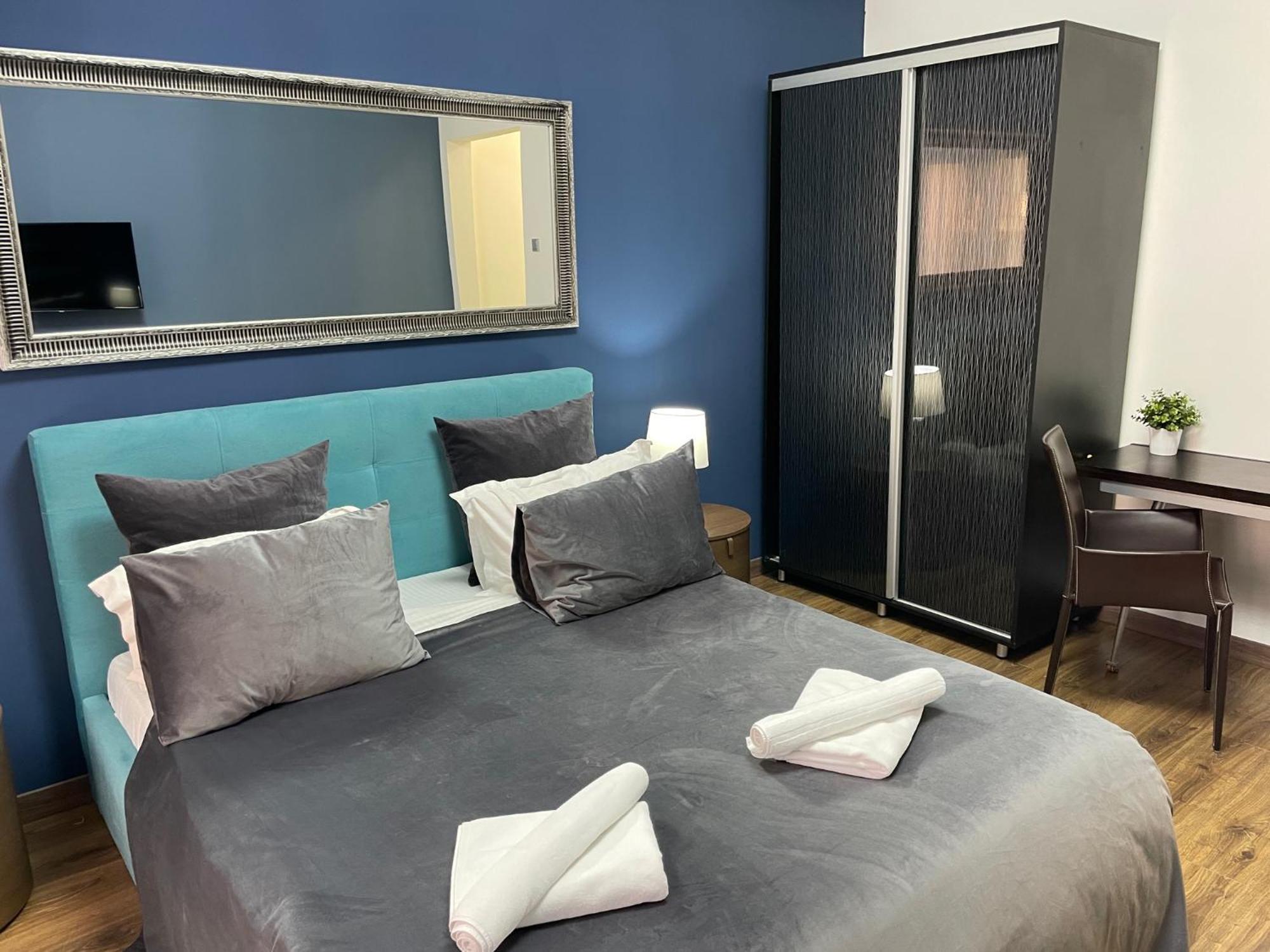 Metropole Apartments Studio City Bukarest Exteriör bild